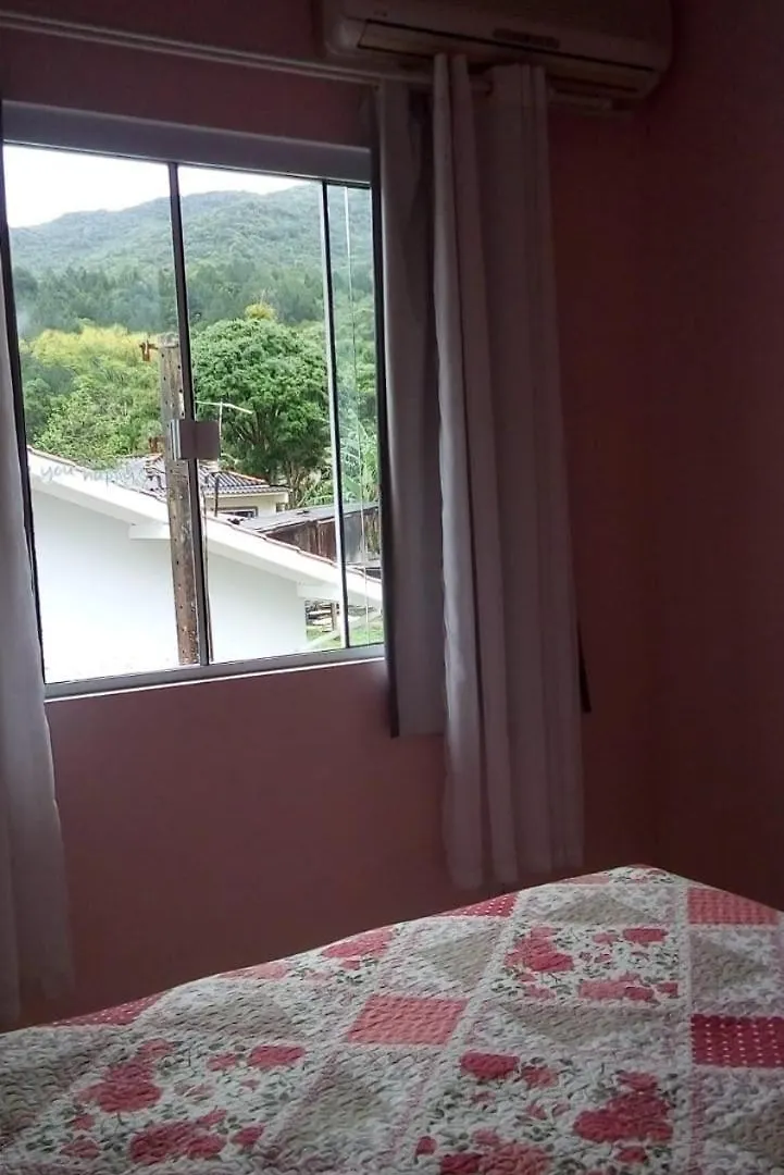 Holiday home Alma Dos Golfinhos Villa Governador Celso Ramos Brazil